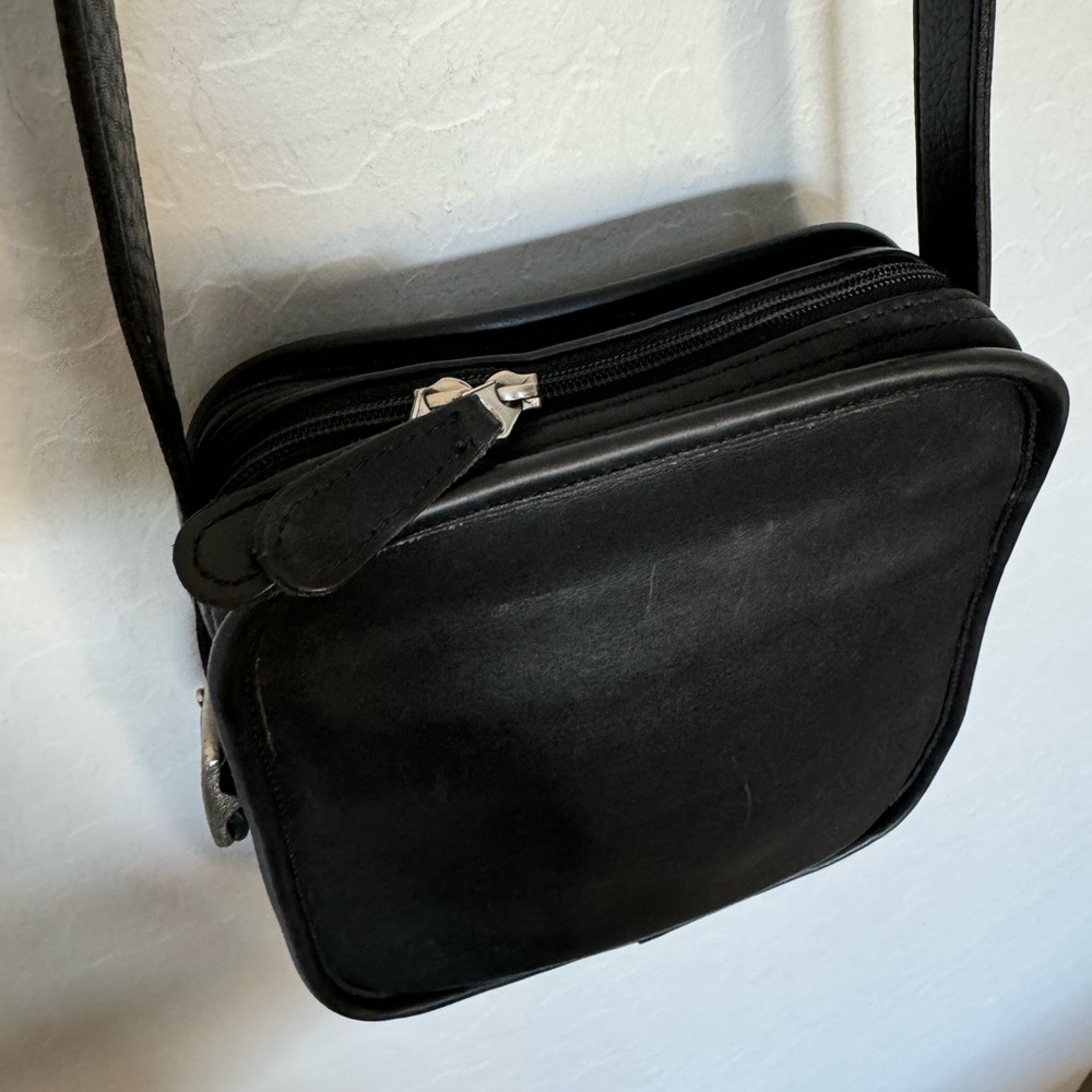 Vintage Coach 9817 Black Leather Camera Crossbody Shoulder Bag - Picture 4 of 16